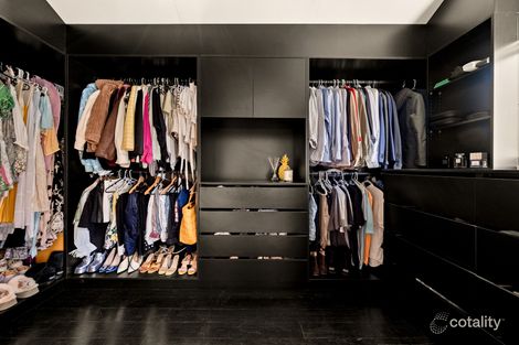 Property photo of 19 Neville Street Kangaroo Point QLD 4169