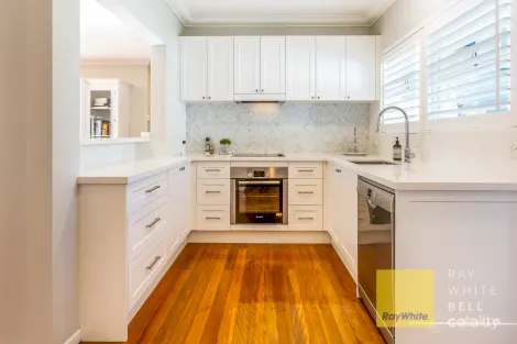 Property photo of 44 Peak Avenue Main Beach QLD 4217