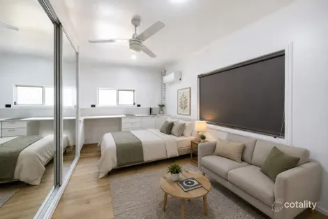 Property photo of 30 Nerang-Broadbeach Road Nerang QLD 4211