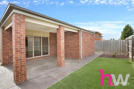 13 Whitfords Dr, Armstrong Creek, VIC 3217