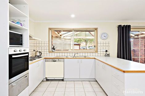 Property photo of 3 Oakes Place Carrum Downs VIC 3201