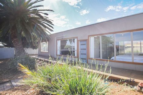 Property photo of 8 Cedar Avenue Greenacres SA 5086