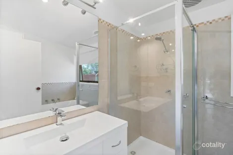 Property photo of 3 Prest Court Mansfield VIC 3722