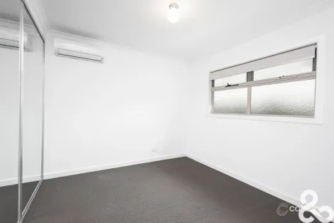 Property photo of 2/5 Wright Street Reservoir VIC 3073