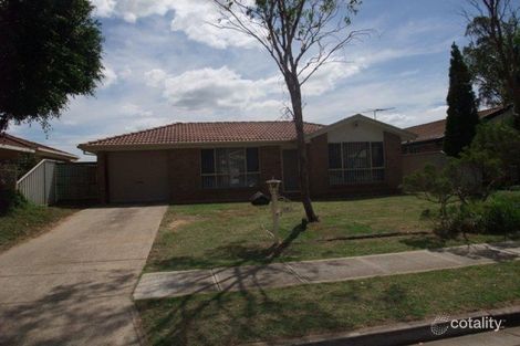 Property photo of 18 Lyrebird Crescent Green Valley NSW 2168