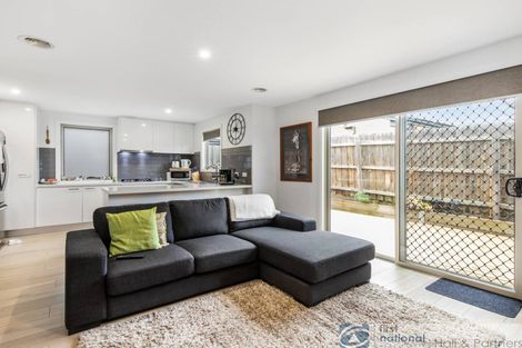 Property photo of 5 Sunshine Court Hampton Park VIC 3976