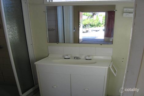 Property photo of 2/5 Woolcock Street Red Hill QLD 4059