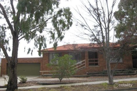 68 Mcewen Dr, Sunbury, VIC 3429