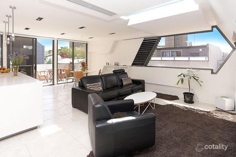 Property photo of 2/26 Sutton Place Carlton VIC 3053