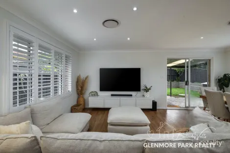 8 Pratia Pl, Glenmore Park, NSW 2745