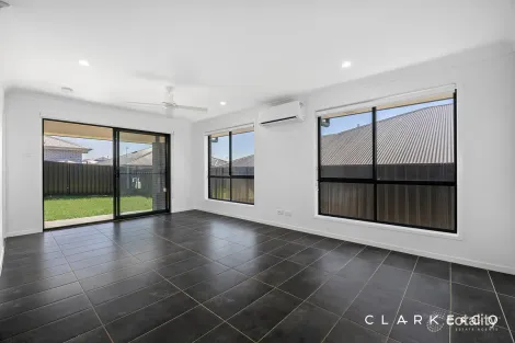 Property photo of 1/16 Oxspring Road Farley NSW 2320