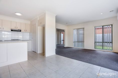 Property photo of 12/15A Hooker Road Werribee VIC 3030