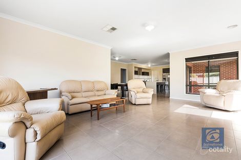 Property photo of 11 Whitby Close Echuca VIC 3564