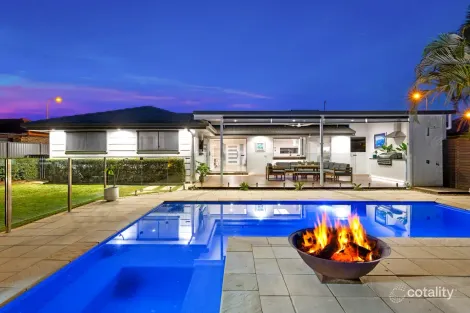 Property photo of 175 Rio Vista Boulevard Broadbeach Waters QLD 4218