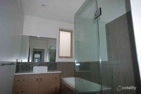 Property photo of 5/16 Lind Street Strathmore VIC 3041