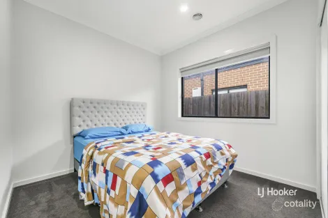 Property photo of 4 Dixon Street Deanside VIC 3336