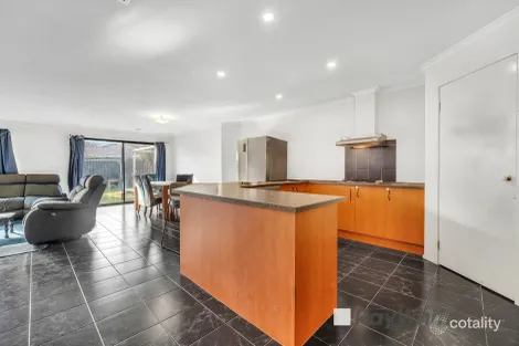 Property photo of 6 River Terrace Hallam VIC 3803