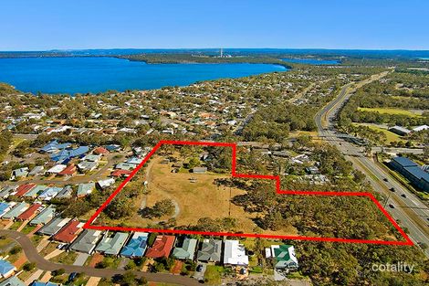 205 Elizabeth Bay Dr, Lake Munmorah, NSW 2259