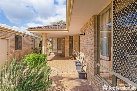 Property photo of 18 Windward Close Safety Bay WA 6169