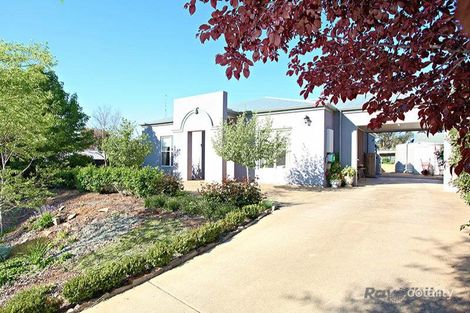 11 Glebe Cl, Clare, SA 5453