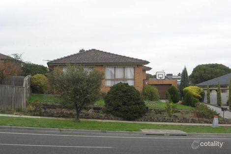 Property photo of 30 Chalcot Drive Endeavour Hills VIC 3802
