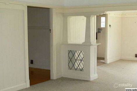 82 Middle St, Esk, QLD 4312