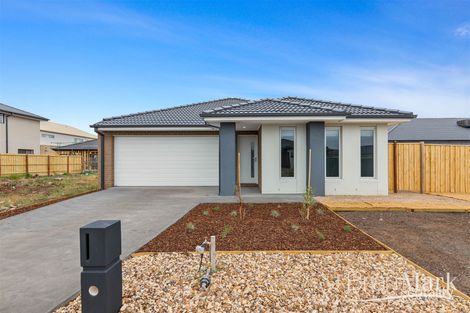 54 Lorikeet Cct, Rockbank, VIC 3335