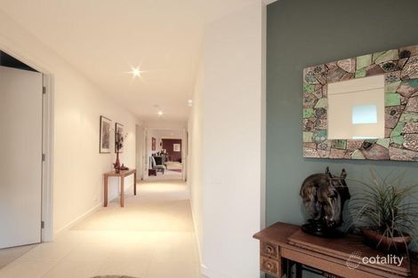 Property photo of 19 Pinehurst Place Chirnside Park VIC 3116