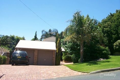 90 Hastings St, Scarborough, WA 6019