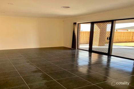 Property photo of 26 Oakridge Street Point Cook VIC 3030