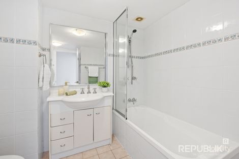 Property photo of 33/82-86 Limetree Parade Runaway Bay QLD 4216