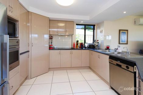 Property photo of 9 Tuggeranong Avenue Pacific Pines QLD 4211