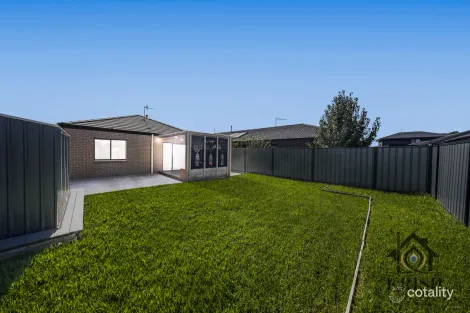 Property photo of 49 Elevation Boulevard Craigieburn VIC 3064
