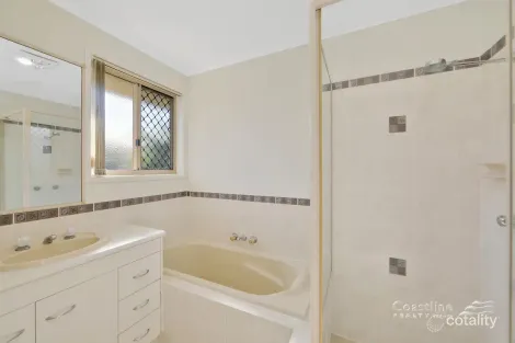 Property photo of 29 Heritage Drive Bargara QLD 4670