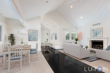 Property photo of 17 Bailey Place Yarralumla ACT 2600