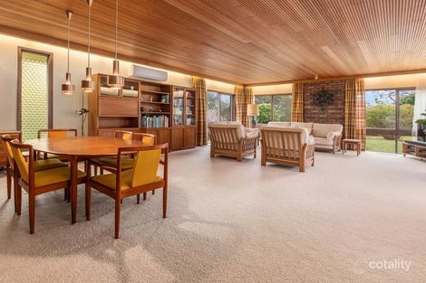 Property photo of 4 Eumeralla Court Frankston South VIC 3199