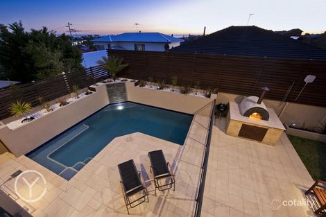 22a Livingstone St, Beaconsfield, WA 6162