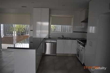 Property photo of 1/4 Redman Circuit Goulburn NSW 2580