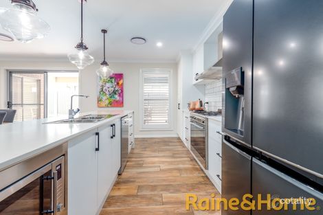 Property photo of 19 Bayou Avenue Dubbo NSW 2830