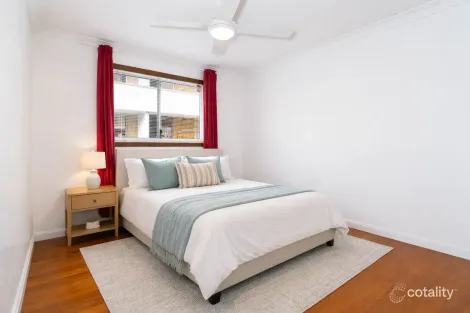 Property photo of 4/12 Wheeler Parade Dee Why NSW 2099