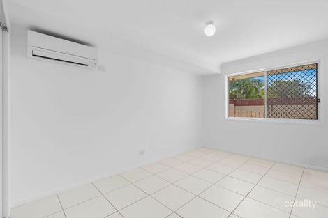 Property photo of 27 Sugargum Court Molendinar QLD 4214