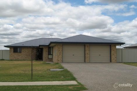 10 Rogers St, Emerald, QLD 4720