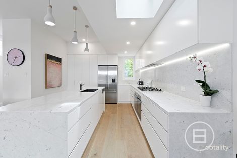 Property photo of 110 Mitford Street Elwood VIC 3184