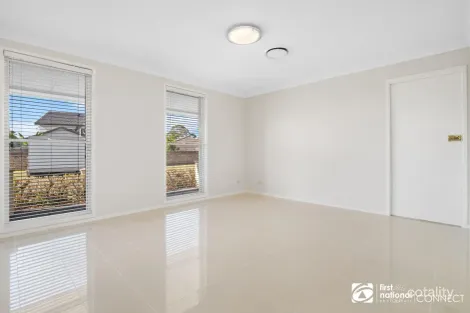 Property photo of 1 Moonah Grove St Clair NSW 2759
