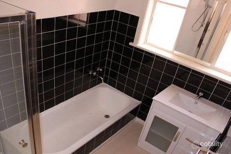 Property photo of 1 Waveney Street St Albans VIC 3021