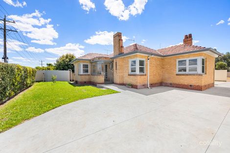 Property photo of 12 Lake Street Wendouree VIC 3355