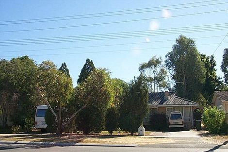 212 Erindale Rd, Hamersley, WA 6022