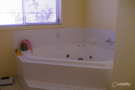 Property photo of 3 Doriemus Court New Gisborne VIC 3438