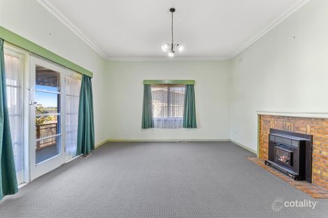 Property photo of 2 Bolt Street Long Gully VIC 3550