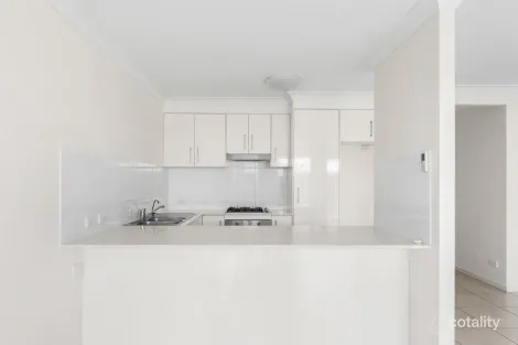 Property photo of 4 Larcom Crescent Redbank Plains QLD 4301